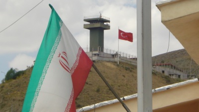 Thousands of Iranians buy properties in Turkey to escape collapse of rial
